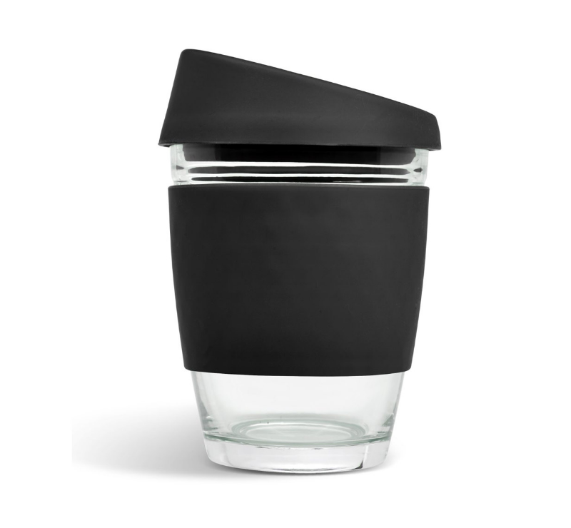 Стъклена чаша