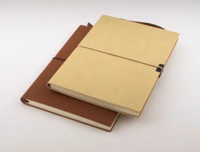 Комплект бележник и химикалка